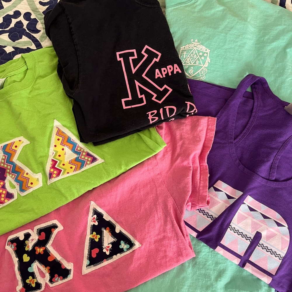 Lot of 5 kappa delta tops; all size medium
